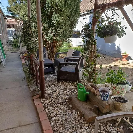 Apartment Uj Vilag