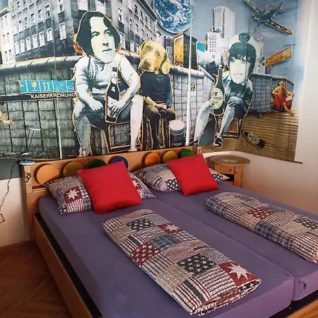 Uj Vilag Apartment